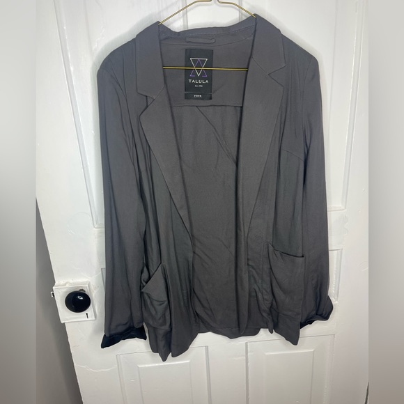 Aritzia Jackets & Blazers - Aritzia Talula blazer